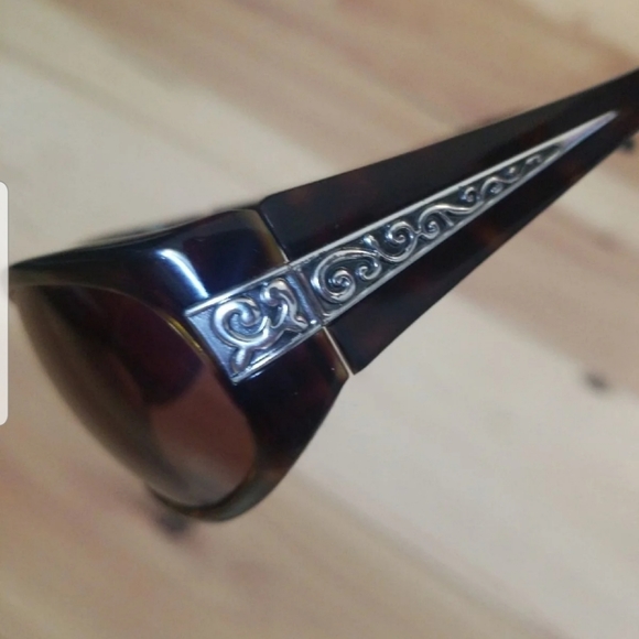 Brighton Accessories - Brighton sunglasses